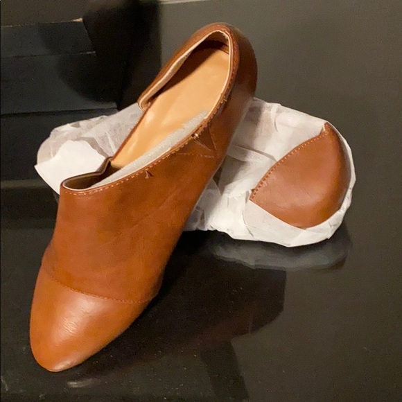 Shoes - Picture 2 of 2